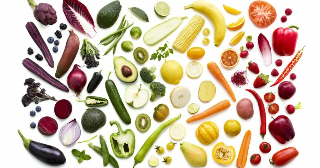 Čerstvé ovoce a zelenina jako přirozený zdroj vitamínů, minerálů, antioxidantů a vlákniny ve zdravé stravě