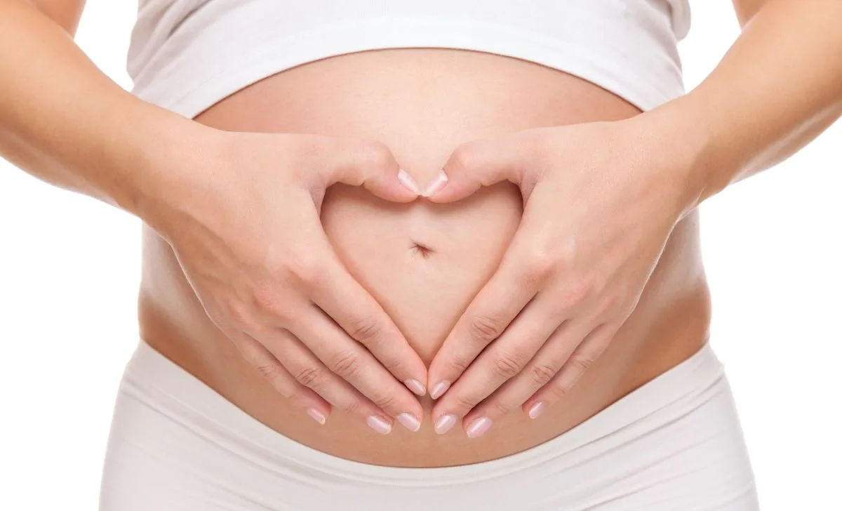 Vitamíny a minerály vhodné v těhotenství, kyselina listová, železo, vápník, vitamín D, jód a omega-3